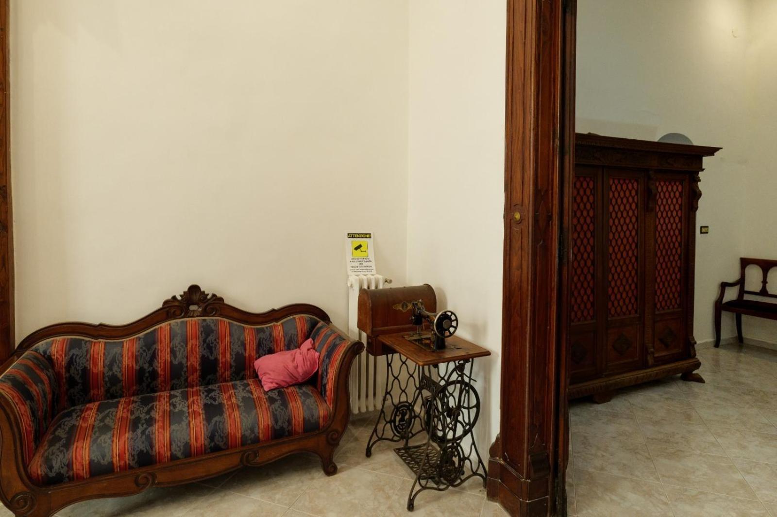 Bed and Breakfast La Casa Di Nonna Teresa à Naples Extérieur photo