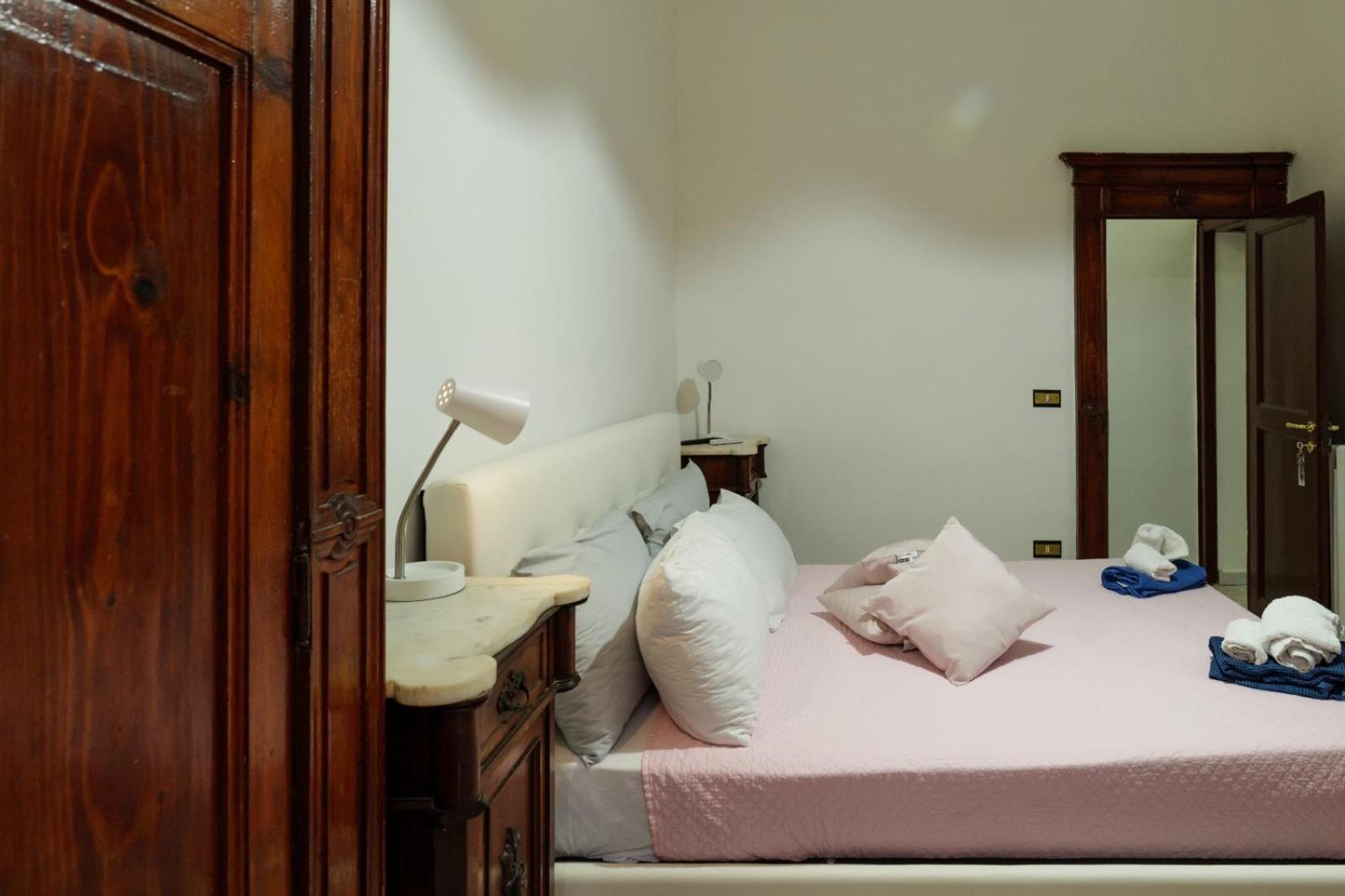 Bed and Breakfast La Casa Di Nonna Teresa à Naples Chambre photo